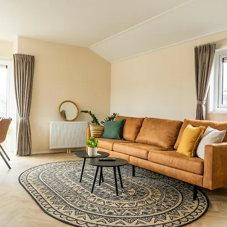 Bis Sechs Personen Ohne Hund